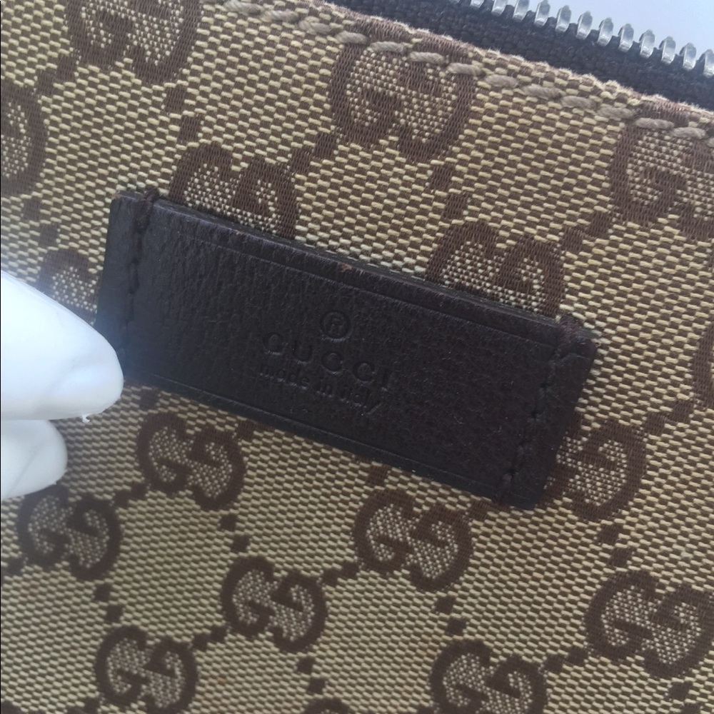 Authentic Gucci GG Monogram canvas Crossbody - Picture 6 of 8